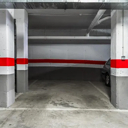 With Roof Terrace & Parking - Communal Pool And Near The *