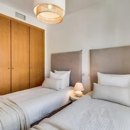 Nieuw Ingericht Penthouse Met Ruim Dakterras Estepona