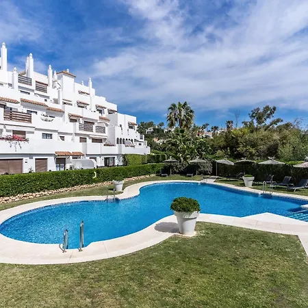 With Roof Terrace & Parking - Communal Pool And Near The