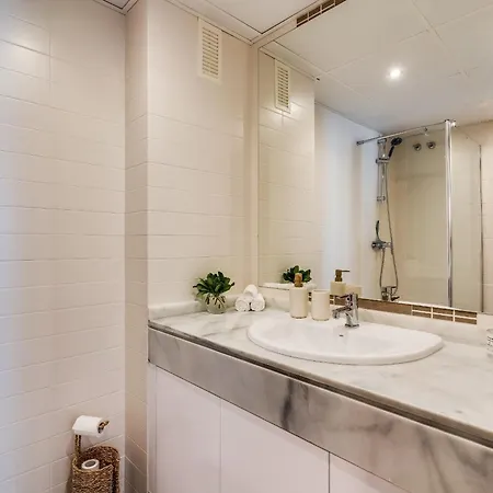 With Roof Terrace & Parking - Communal Pool And Near The Appartement *