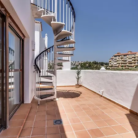 Apartment With Roof Terrace & Parking - Communal Pool And Near The *